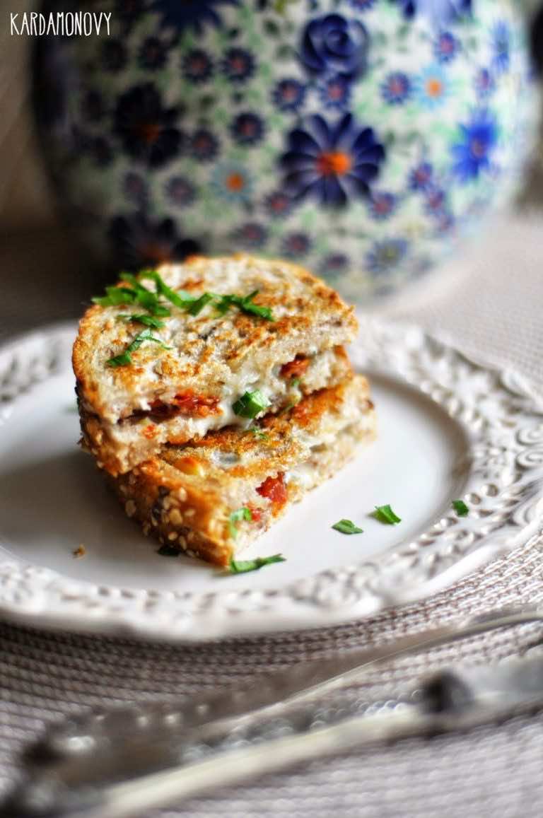 Grzanki z gorgonzolą