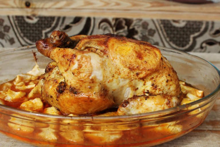 Kurczak pieczony z jabłkami