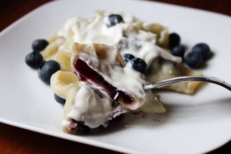 Pierogi z borówkami