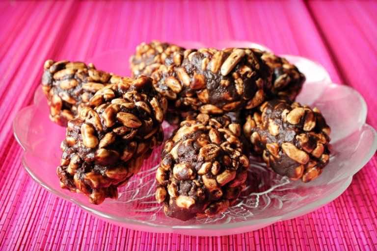 Czekoladowe szyszki z ryżu preparowanego