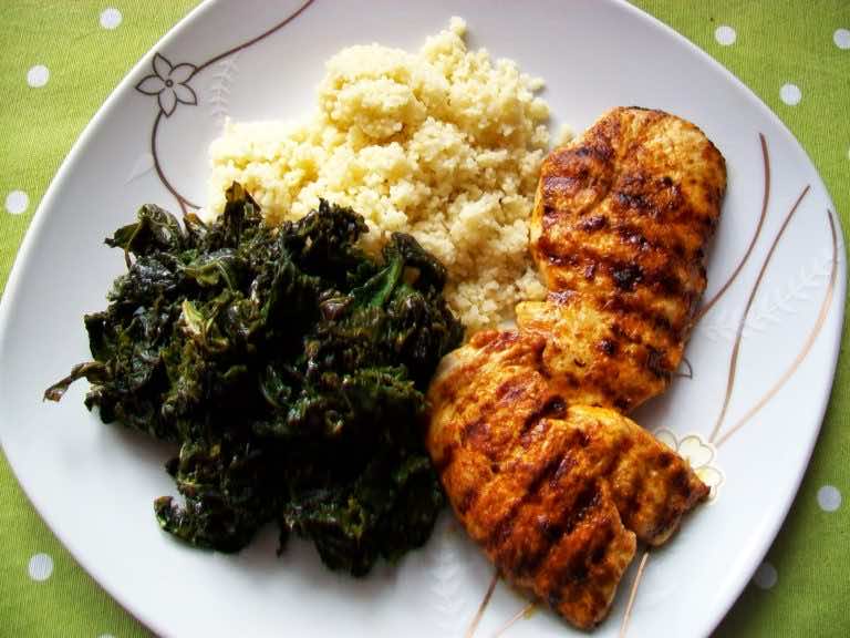 Paprykowo-czosnkowa pierś z patelni grillowej