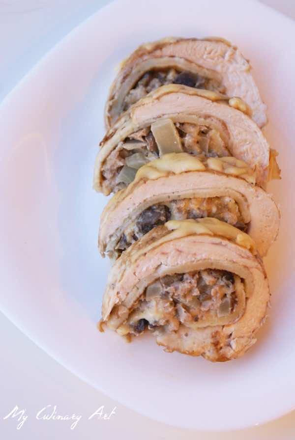 Roladki z kurczaka nadziane mięsem mielonym, pieczarkami i naleśnikiem