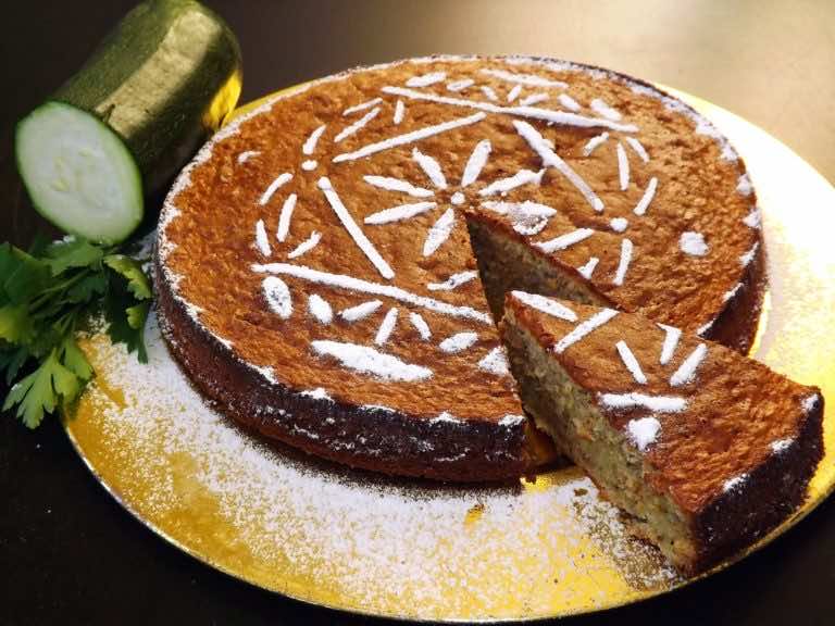 Ciasto z cukinią i natką pietruszki