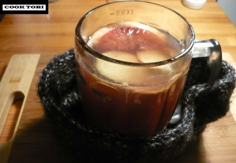 Rozgrzewająca herbata owocowa z imbirem dla zmarzniętych