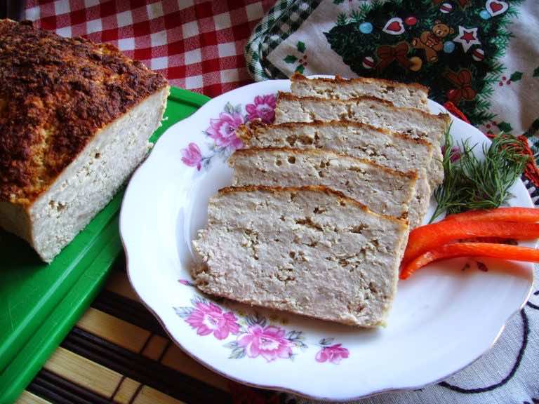 Pasztet z boczku. Domowy, soczysty i aromatyczny.