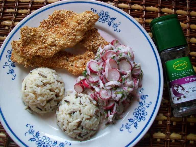 Kąski kurczaka w sezamie