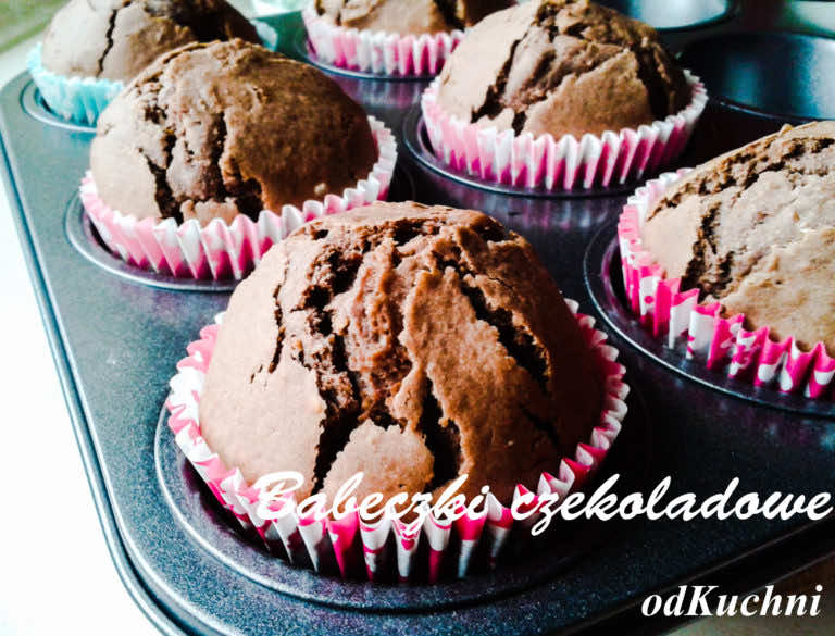 Babeczki z Kawałkami Gorzkiej Czekolady