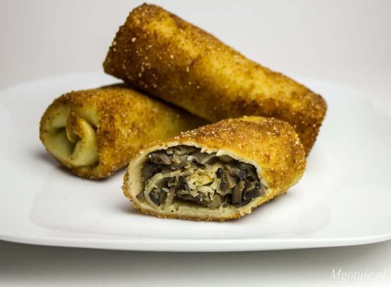 Krokiety z kapustą i pieczarkami