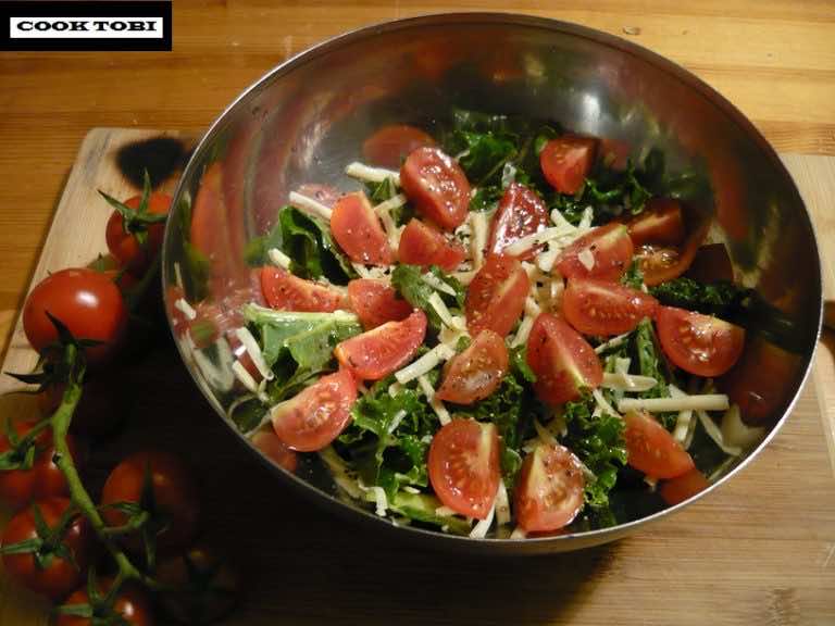 Szybka sałatka FIT z jarmużem!