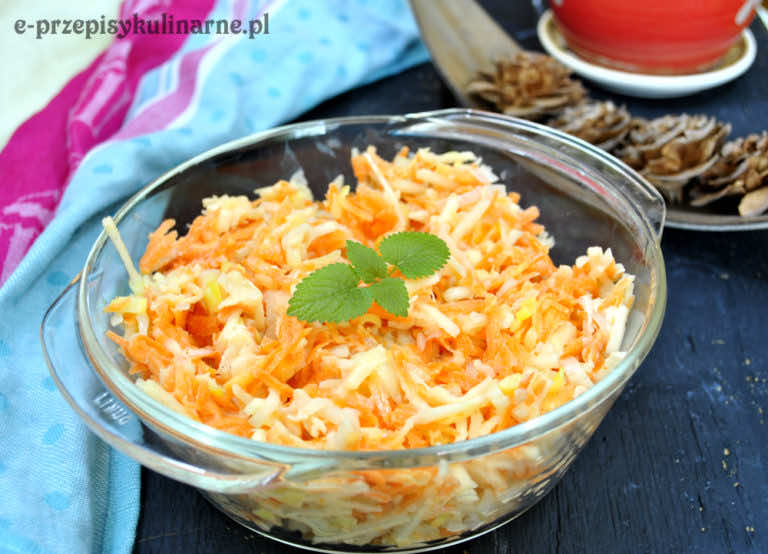 SURÓWKA Z PORA I MARCHEWKI