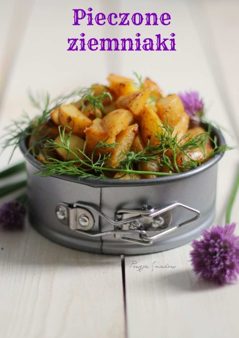 Ziemniaki pieczone w piekarniku – idealny dodatek do obiadu.