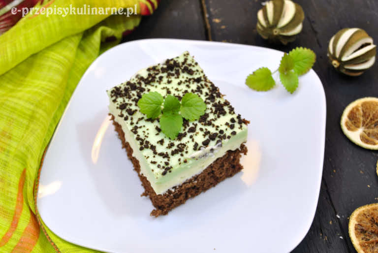 CIASTO CZEKOLADOWO-MIĘTOWE