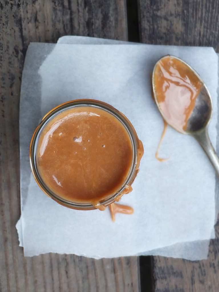 Bezmleczny, wegański sos karmelowy