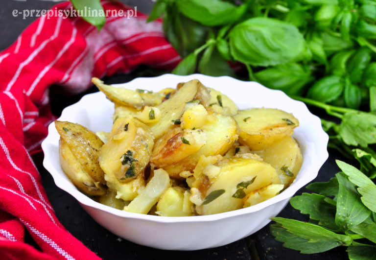 MŁODE ZIEMNIAKI Z LUBCZYKIEM