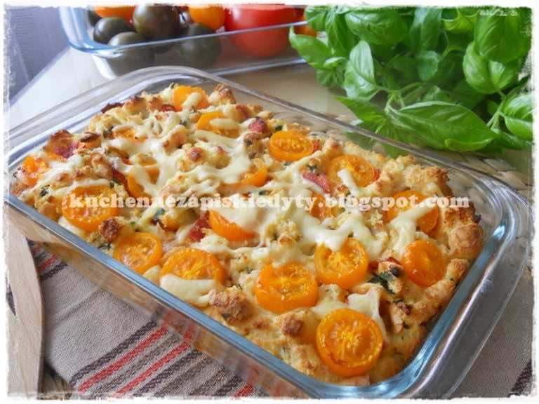 Kajzerkowy pudding z serem i salami – kuchenny recykling