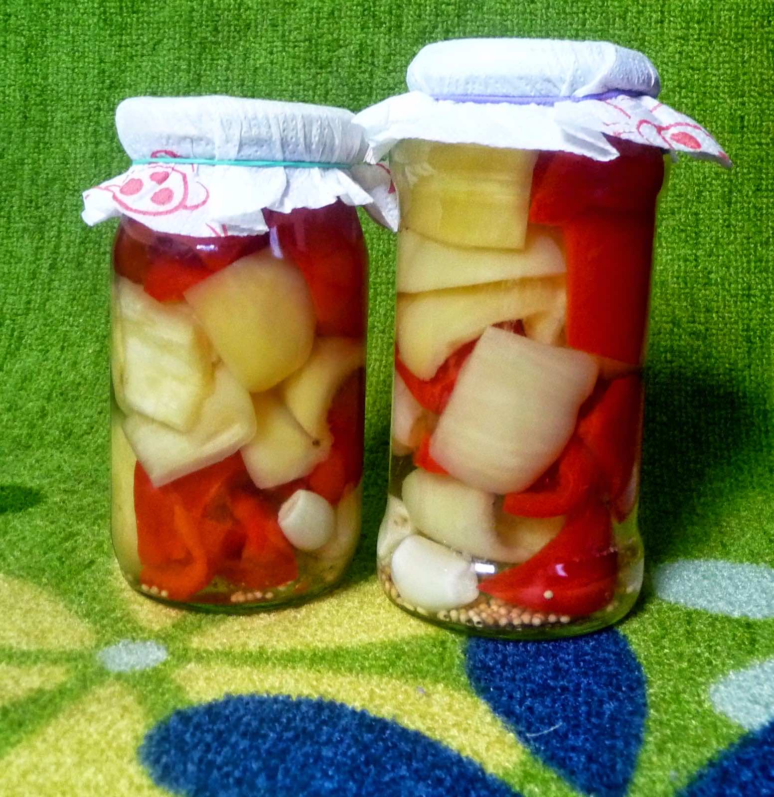 papryka marynowana z czosnkiem