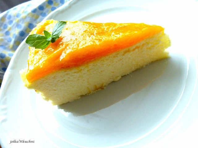 Sernik z musem mango