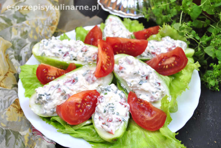 OGÓRKI FASZEROWANE FETĄ