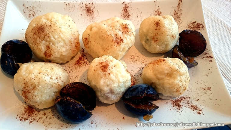 Dietetyczna wersja knedlii – na bazie twarogu.