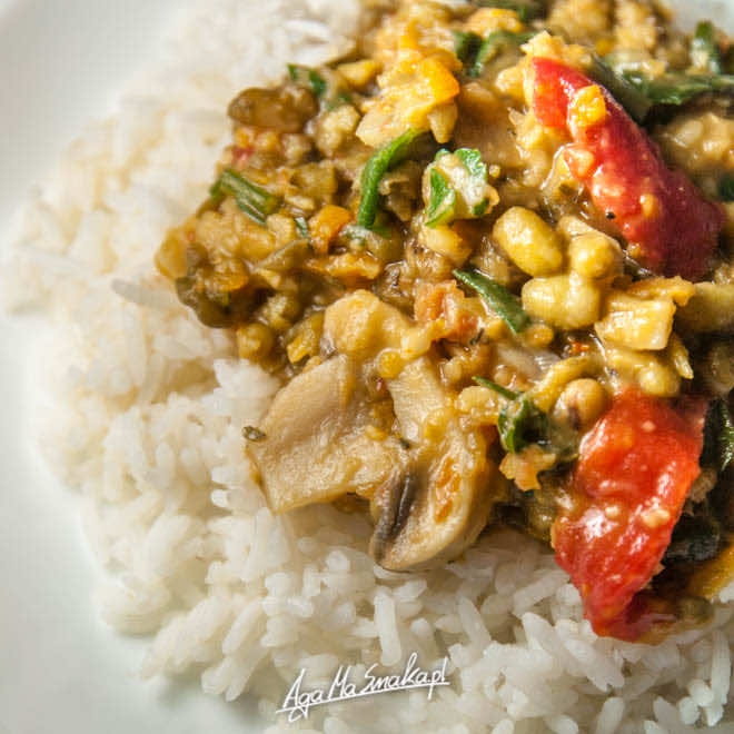 Curry z fasolą mung – szybka i prosta potrawka