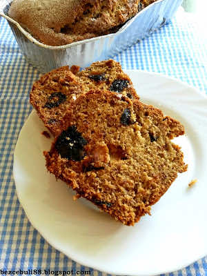 Ciasto bananowe ze śliwkami