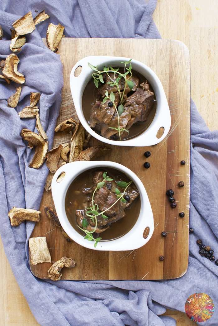 Leśny gulasz z jelenia