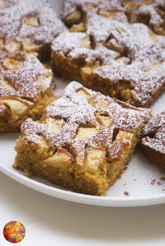 Łatwe ciasto z dynią i jabłkiem