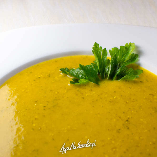 Pikantny krem z dyni w 30 minut – kilkuskładnikowy, pyszny i zdrowy