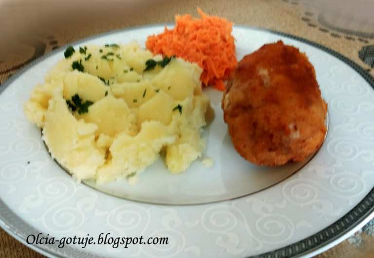 Kotlet de volaille (dewolaj) z pieczarkami