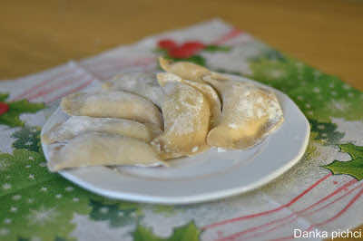 Pierogi z kapustą i grzybami