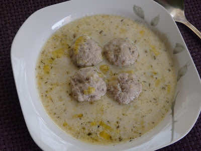 Zupa z pora z pulpecikami