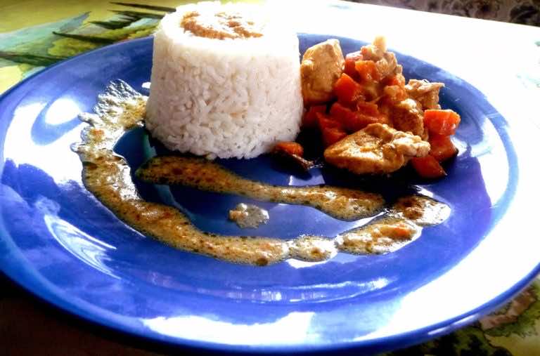 Aromatyczna potrawka z kurczakiem