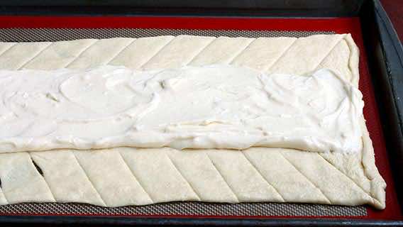 ditch-the-bakery-diy-chocolate-chip-danish_03