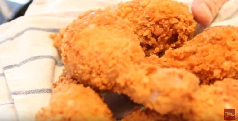 Jak zrobić panierowane pałki z kurczaka – coś jak KFC?