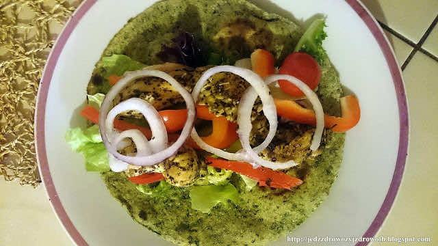 Tortilla szpinakowo-żytnia.