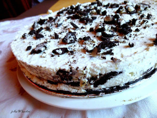 Sernik Oreo bez pieczenia