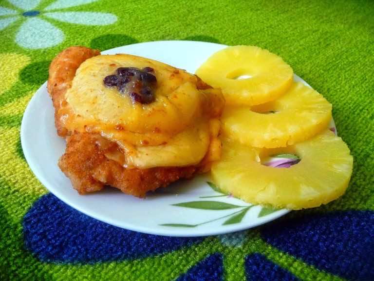 Filet kurczaka z ananasem i żurawiną