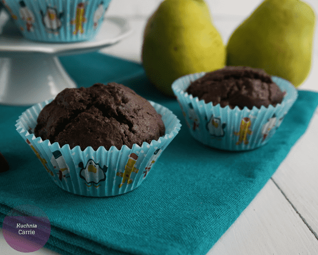Kakaowe muffiny z gruszkami