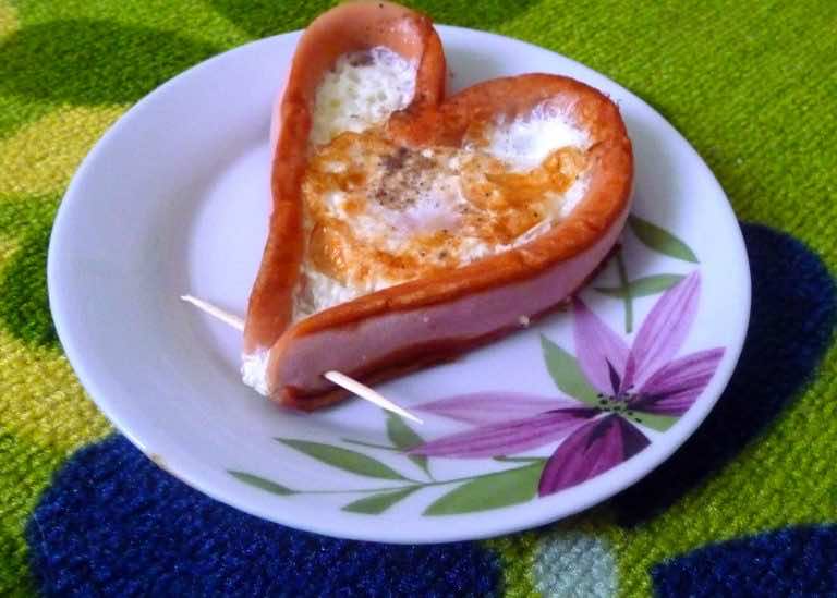 Parówkowo-jajeczne wyznanie miłości