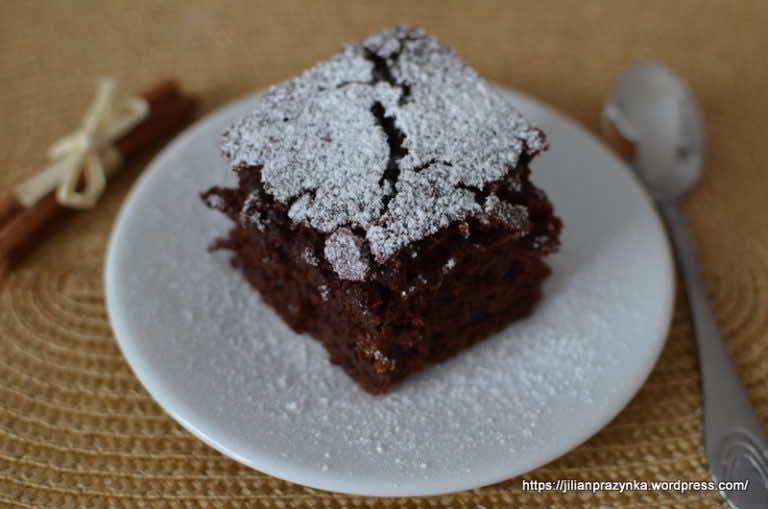 Ciasto czekoladowe na maślance