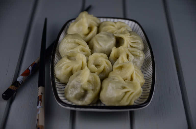Przepis na pierożki momo