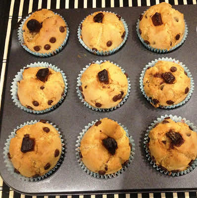 Babeczki śmietankowe z czekoladą