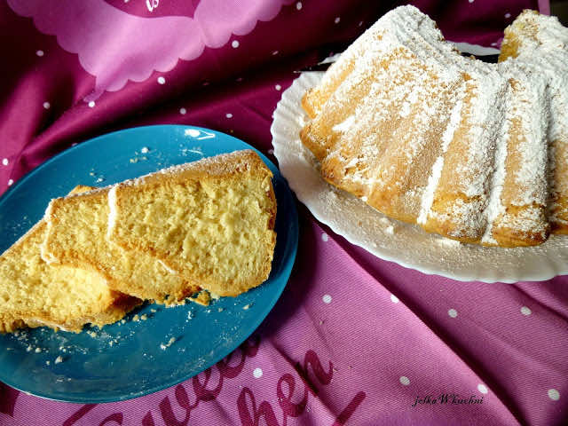 Puszysta babka piaskowa