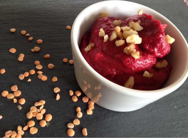 Pasta z soczewicy i buraka