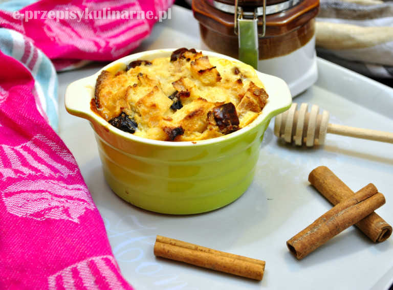 PUDDING CHLEBOWY Z BAKALIAMI