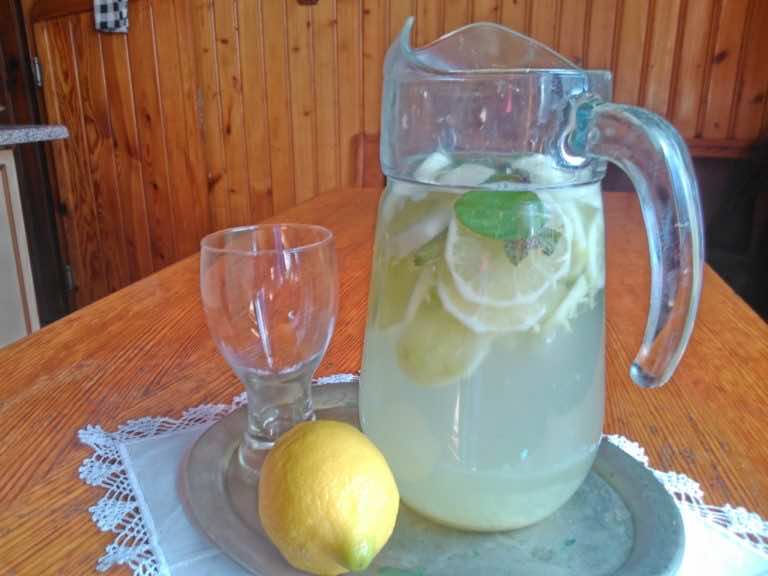 Napój odchudzający – prosty przepis