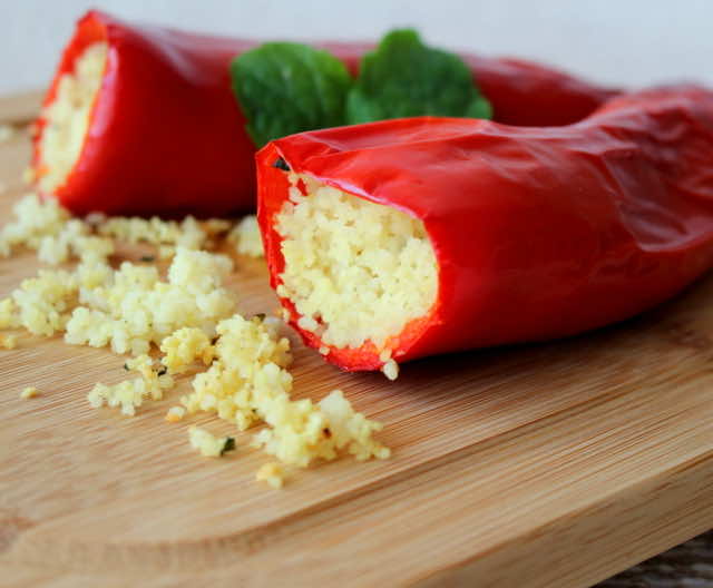 Grillowana papryka z nadzieniem kuskus