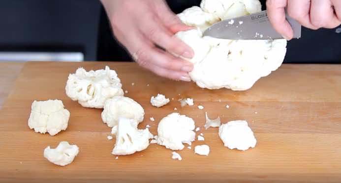 Wzięła kalafior i zrobiła z niego genialną przekąskę!