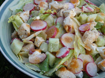 Chrupiąca sałatka z kurczakiem