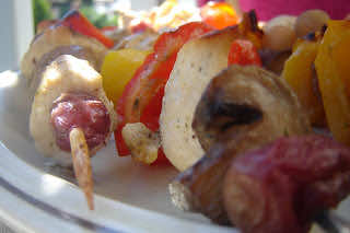 Dietetyczne zzaszłyki z kurczakiem i winogronami